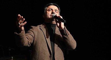 Sedat Uçan ilahi ve tasavvuf eserleri seslendirdi