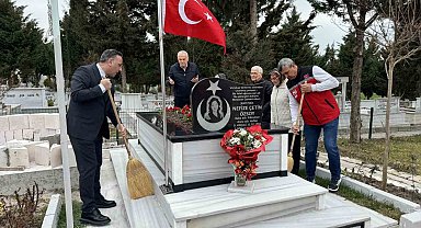 Şehit kabirlerine vefa dokunuşu