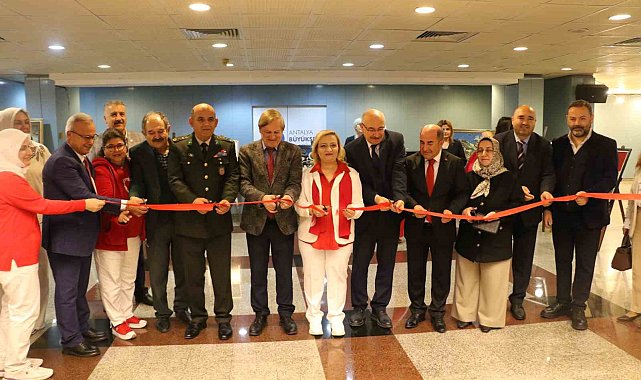 Şehit yakınları ve gaziler sanatla buluştu