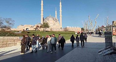 Selimiye yeniden açıldı, Edirne ziyaretçi akınına uğradı