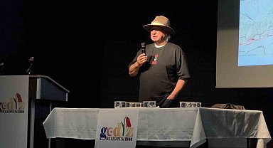 Şener Üşümezsoy'dan kritik uyarı: "Simav fayı stresini bitirmedi"