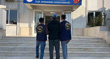 Serik'te çeşitli suçlardan aranan 5 kişi yakaladı