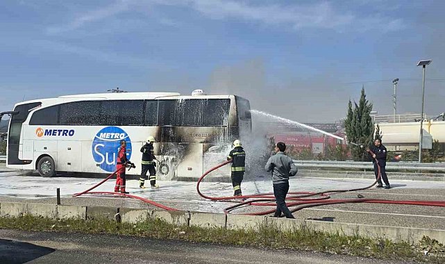 Seydikemer'de otobüs yangını