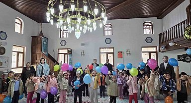 Seyitgazi'de 'Cami-Çocuk Buluşması' coşkusu