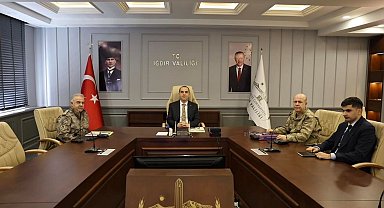 Sınır illerin valileri ile güvenlik toplantısı