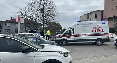 Sinop'ta devrilen elektrikli motosikletin sürücüsü yaralandı