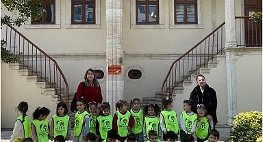 Sinop'ta minikler kütüphanede