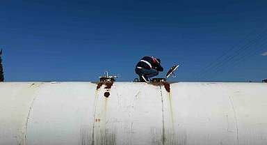 Şırnak'ta jandarmadan kaçakçılık operasyonu: 34,5 milyon liralık kaçak malzeme ele geçirildi