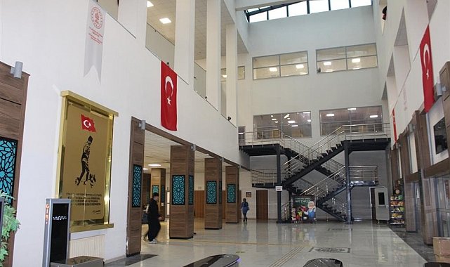 Sivas'ta 2025'te kütüphaneleri 1 milyon kişi ziyaret etti