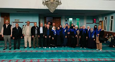 Söke'de umreciler dualarla uğurlandı