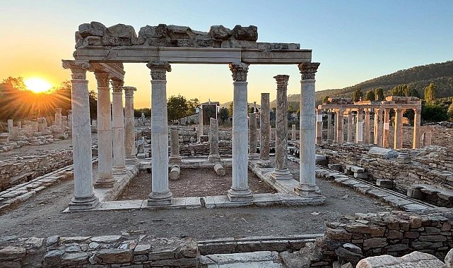 Stratonikeia ve Lagina kazılarında geleceğin restoratörleri yetişiyor