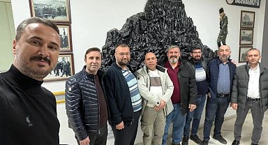 Şuhut Sağlık Meslek Lisesi'nin 98 mezunları iftar sofrasında buluştu