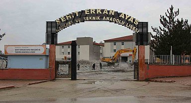 Suluova'da 40 yıllık okulun yerine mesleki eğitim üssü yapılıyor