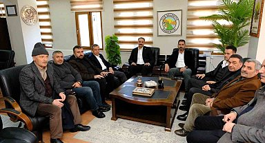 Tanoğlu, İliç'te esnafı ziyaret etti, iftarda buluştu