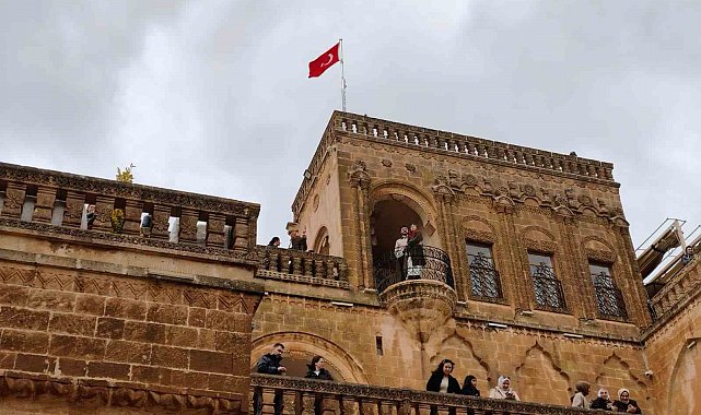 Tarihi kent Mardin bayram tatilinde ziyaretçi akınına uğradı