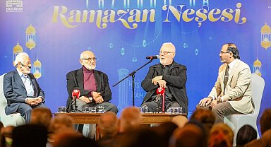 Tarihi mekanda "Medreseden Üniversiteye Erzurum'da İlim" konuşuldu