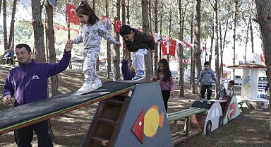 Tarsus Gençlik Kampında üç kuşak bir araya geldi