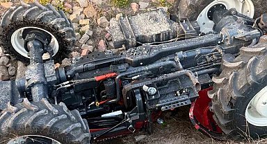 Tarsus'ta traktör devrildi: 1 ölü