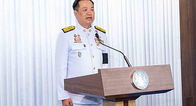 Tayland Kralı, yeni hükümet kabinesini onayladı