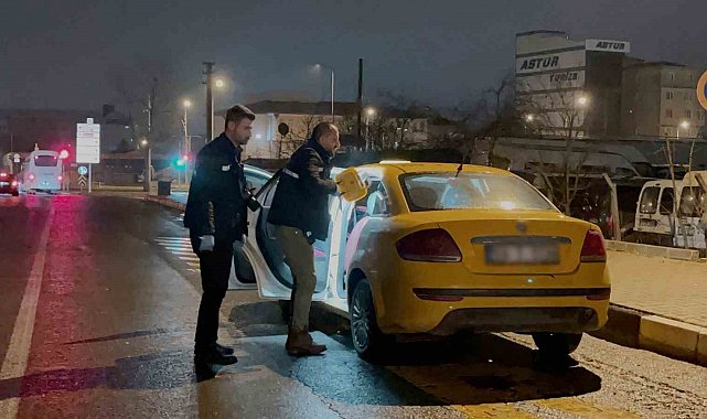 Tekirdağ'da takside yolcu dehşeti: Şoförü omzundan bıçakladı