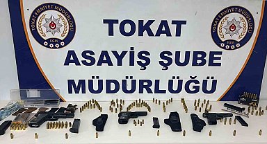 Tokat'ta polis delil aradı, cephanelik buldu