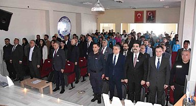 Tomarza'da İstiklâl Marşı'nın Kabulü'nün yıldönümü kutlandı