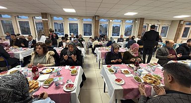 Tomarza'da şehir aileleri ve gaziler iftarda buluştu