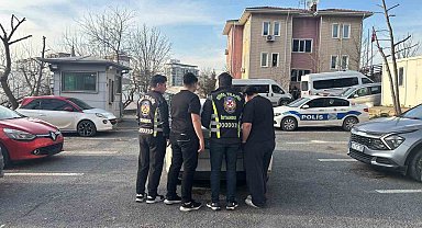 Trafikte hem drift hem de makas attılar: Ehliyeti daimi olarak iptal edildi