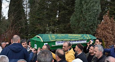 Traktör altında kalarak can veren sürücü son yolculuğuna uğurlandı