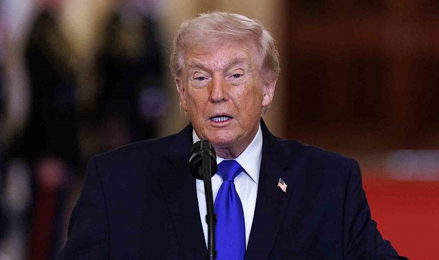 Trump: "İran Donanması'na ait 9 gemiyi batırdık"