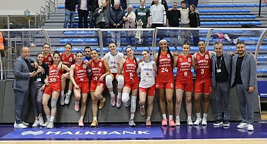 Turgutlu Belediyespor şampiyonluğa bir adım daha yaklaştı