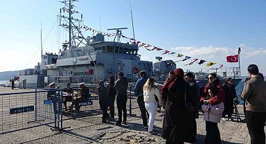Türk donanmasının gururu olan savaş gemileri ziyarete açıldı