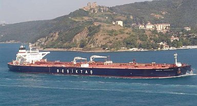 Türk şirketine ait ham petrol tankerinin Karadeniz açıklarında vurulduğu iddia edildi: O anlar telsiz konuşmalarına yansıdı