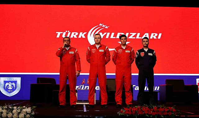Türk Yıldızları, gençlere tecrübelerini anlattı