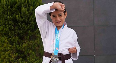 Türkiye Karate Şampiyonası'nda Erdem Koleji gururu