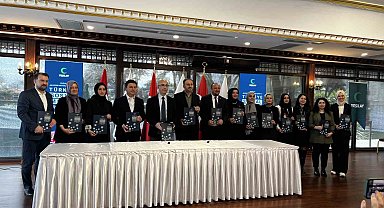 Türkiye Yeşilay Cemiyeti Genel Başkanı Dinç: "Gençlerimizin yüzde 12'si kumar, bahis ve tütün reklamlarını pasif olarak izliyor"