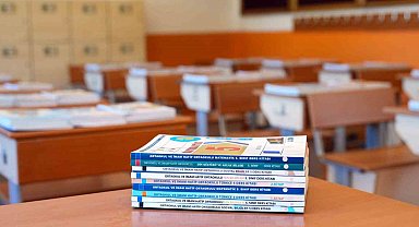 Türkiye Yüzyılı Maarif Modeli'ne uygun diye satılan kitapların, yapılan incelemeler sonucu uygun olmadığı görüldü