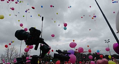 Tuzla'da balonlar kanseri yenen Almira için gökyüzüne uçtu