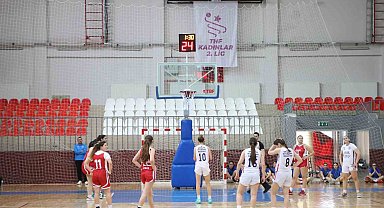 U18 Kızlar Basketbol Anadolu Şampiyonası Beyaz Grup Uşak'ta tamamlandı