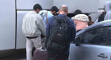 Ülkelerine giden İranlılardan Amerika ve İsrail'e tepki