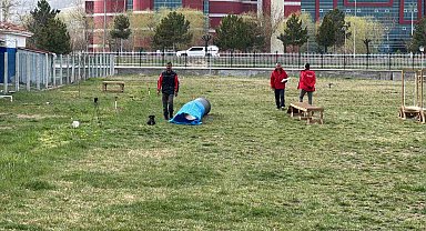 Uluslararası düzeyde alan ve enkaz arama köpekleri sınavı Afyonkarahisar'da başladı