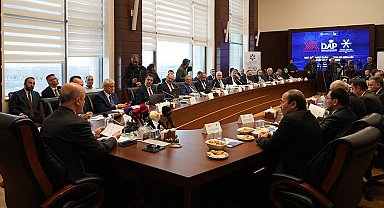 ÜNİDAP 8. dönem toplantsı YÖK Başkanı Özvar Başkanlığında ETÜ'de gerçekleştirildi