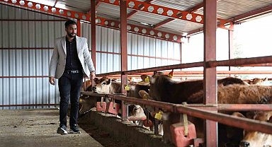 Üniversiteyi yarıda bıraktı, dede mesleğini ileriye taşımaya başladı