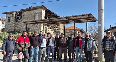 Uşak Tarım ve Orman Müdürlüğü ekipleri üreticilerle bir araya geldi