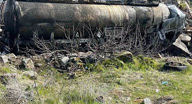 Uşak'ta mazot yüklü tanker alev alev yandı: 1 ölü