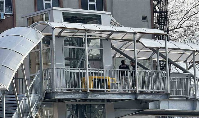 Üst geçit asansöründe sona gelindi
