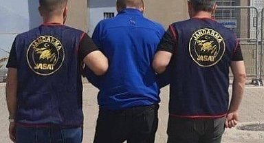 Uyuşturucu taciri suçüstü yakalandı