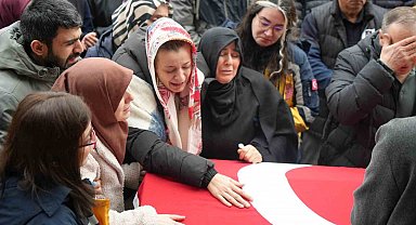 Vakaya giderken kazada hayatını kaybeden ambulans sürücüsüne hüzünlü veda