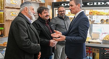 Vali Abuş esnafı dinledi