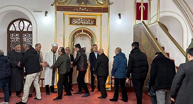 Vali Akbıyık bayram namazını Menteşe'de kıldı